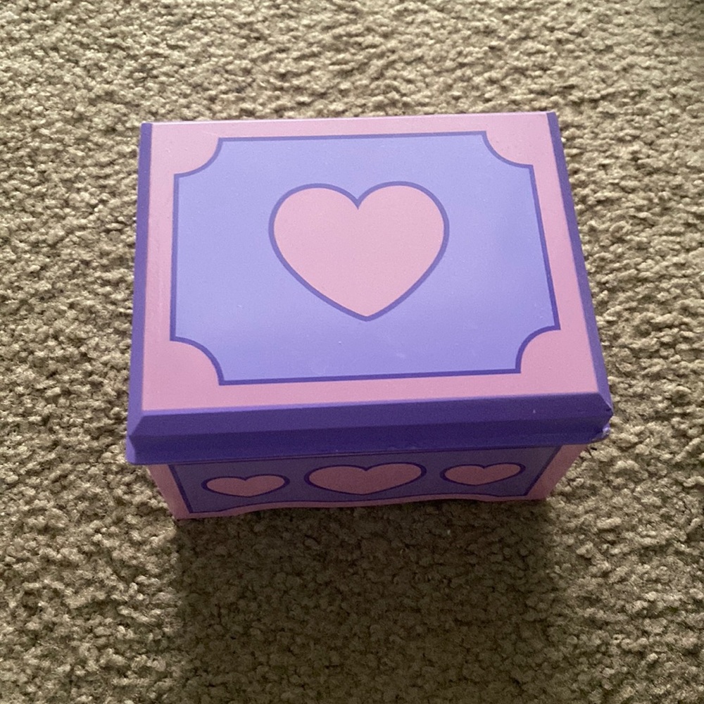 Cute purple and pink heart 💗 Jewelry box